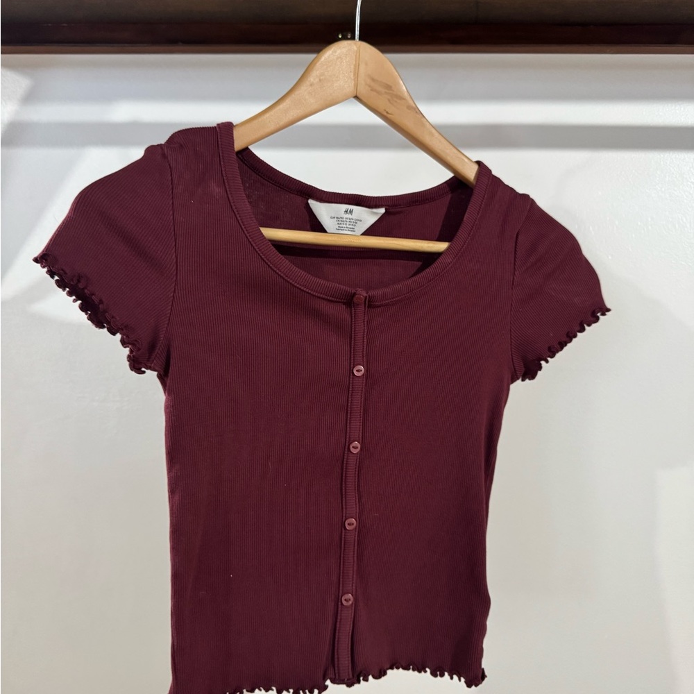 H&M Maroon Ribbed Top with ruffle detail.